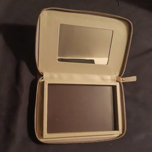 Salt New York Magnetic Palette with mirror and zipper